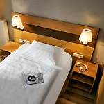 Robinson Hotel