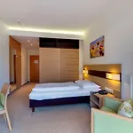 Hotel Robinson 4*