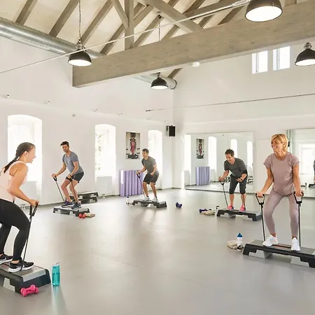 Robinson 4* 兰斯科伦