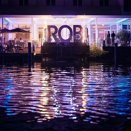 Hotel Robinson 4*
