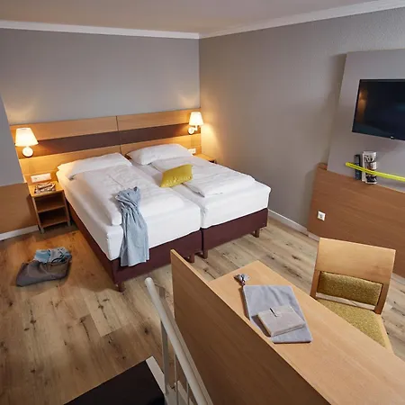 Robinson 4* Landskron